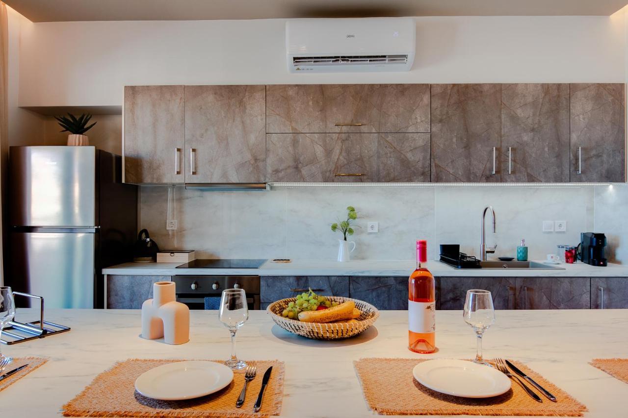 Agapi'S Luxury Apartment Pylos Buitenkant foto