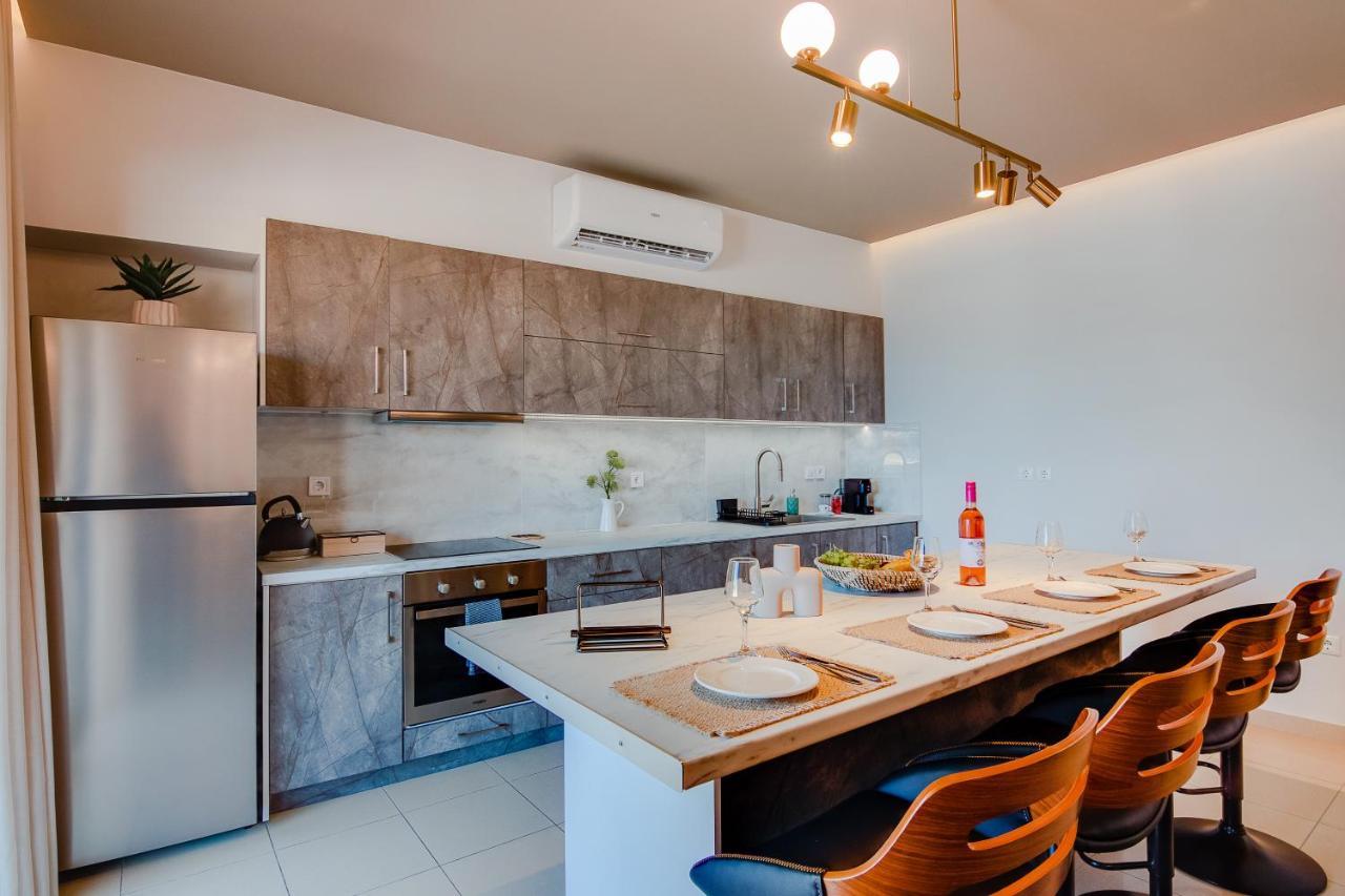 Agapi'S Luxury Apartment Pylos Buitenkant foto
